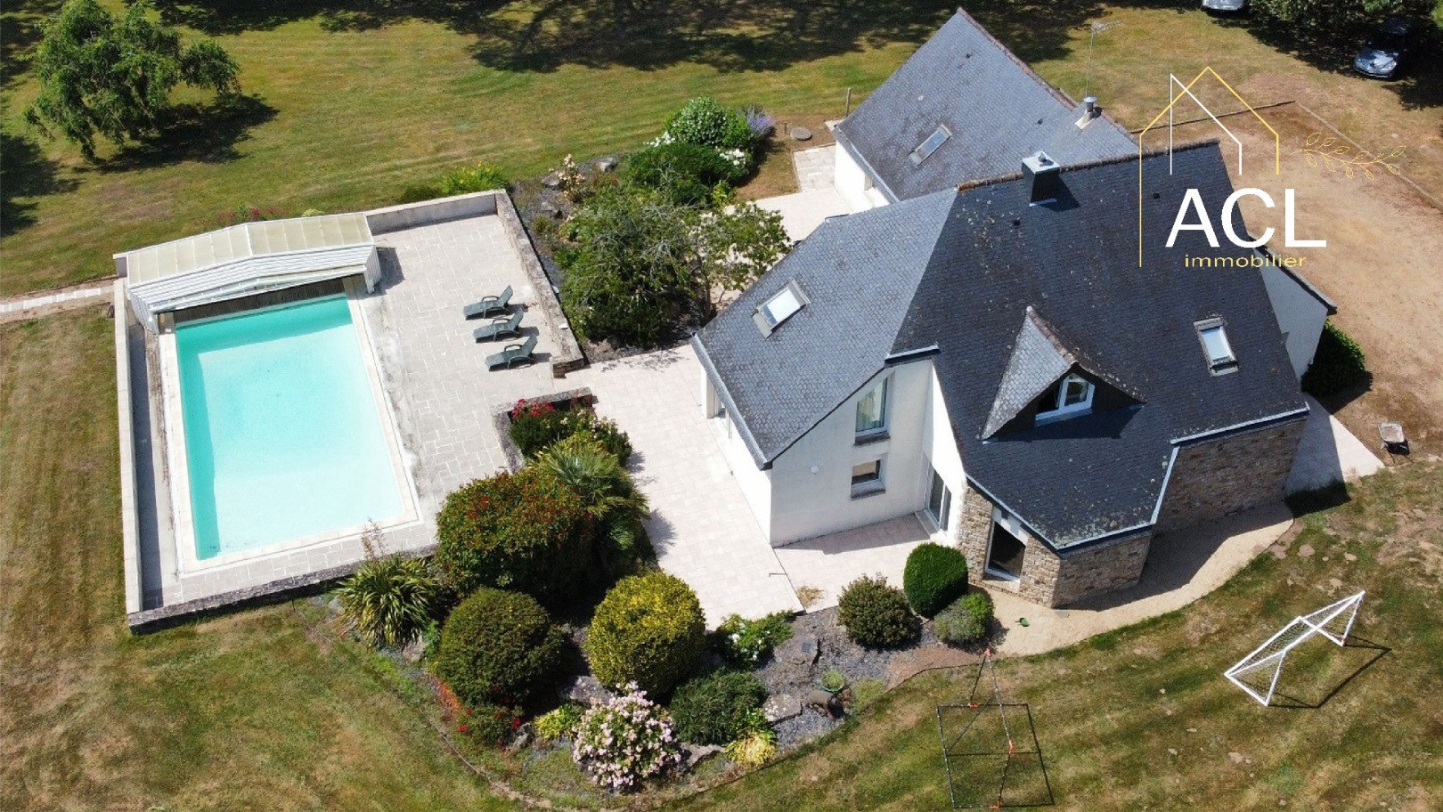 Propriété d’exception à Carnac avec piscine et parc arboré